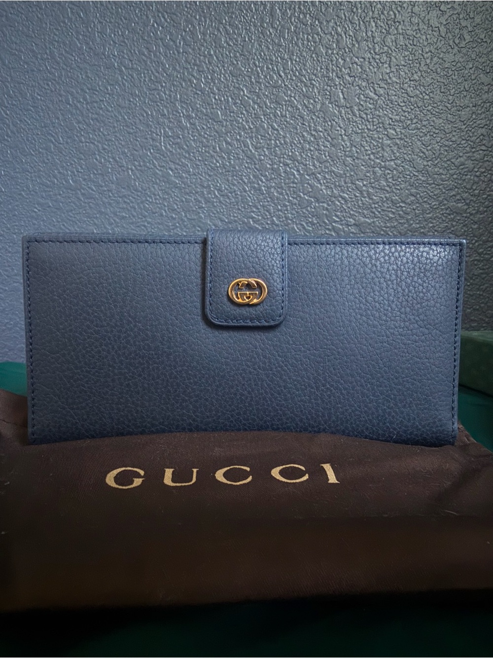 New Gucci Blue Leather Continental Wallet with Gold Logo